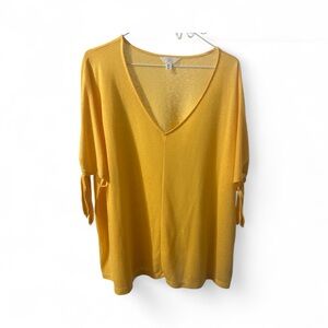 Time and Tru Sunny Yellow V-Neck Tee xxl